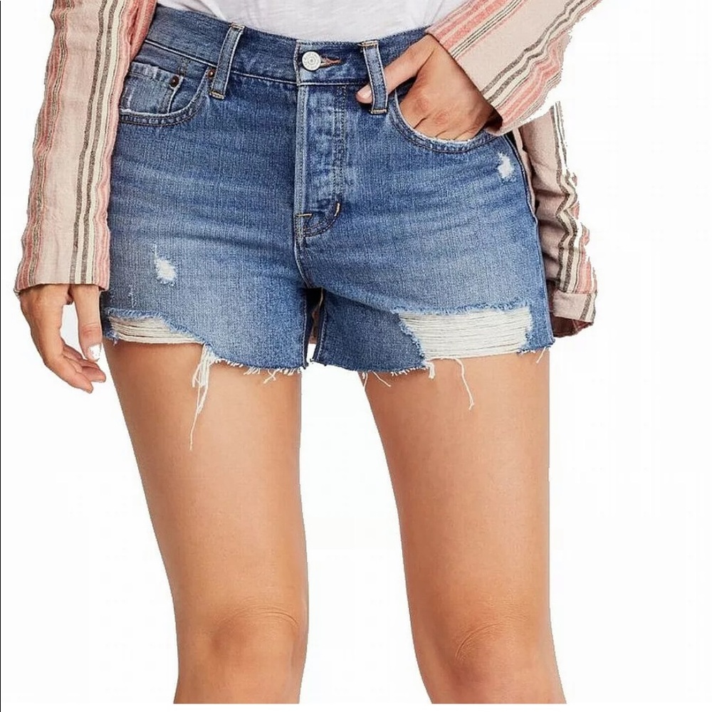 Free people ripped jean shorts Sofia 25